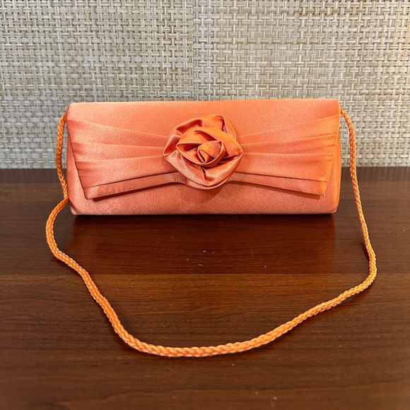 Vintage Handbags - 🌟2xHP🌟VTG 2000s Orange Satin Rose Evening Bag by Jessica McClintock